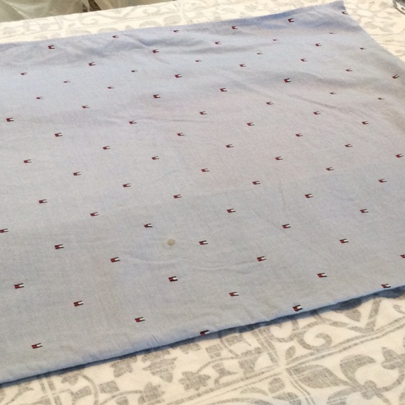 2 pc Tommy Hilfiger pillow cover/sham and queen pillowcase - Picture 7 of 14